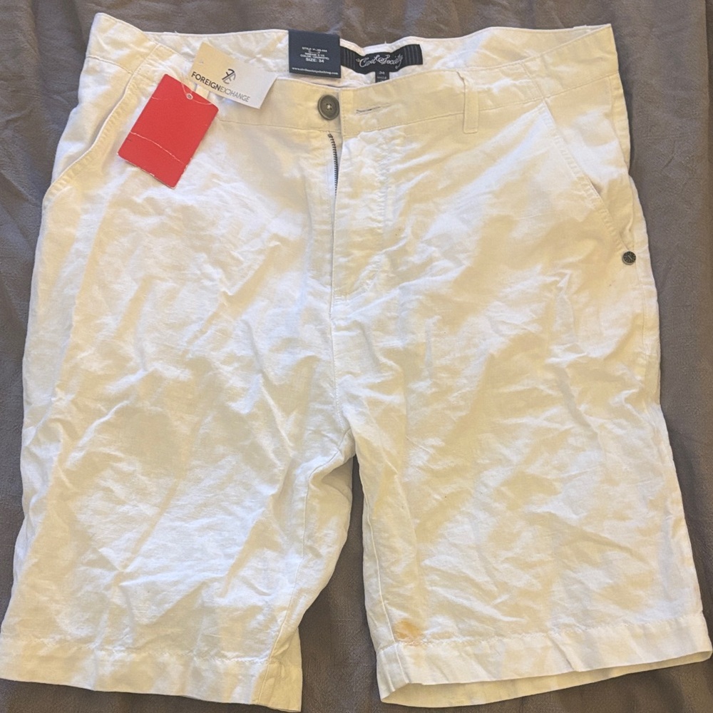 Club Room Men’s White Flat-Front Linen-Blend Shorts